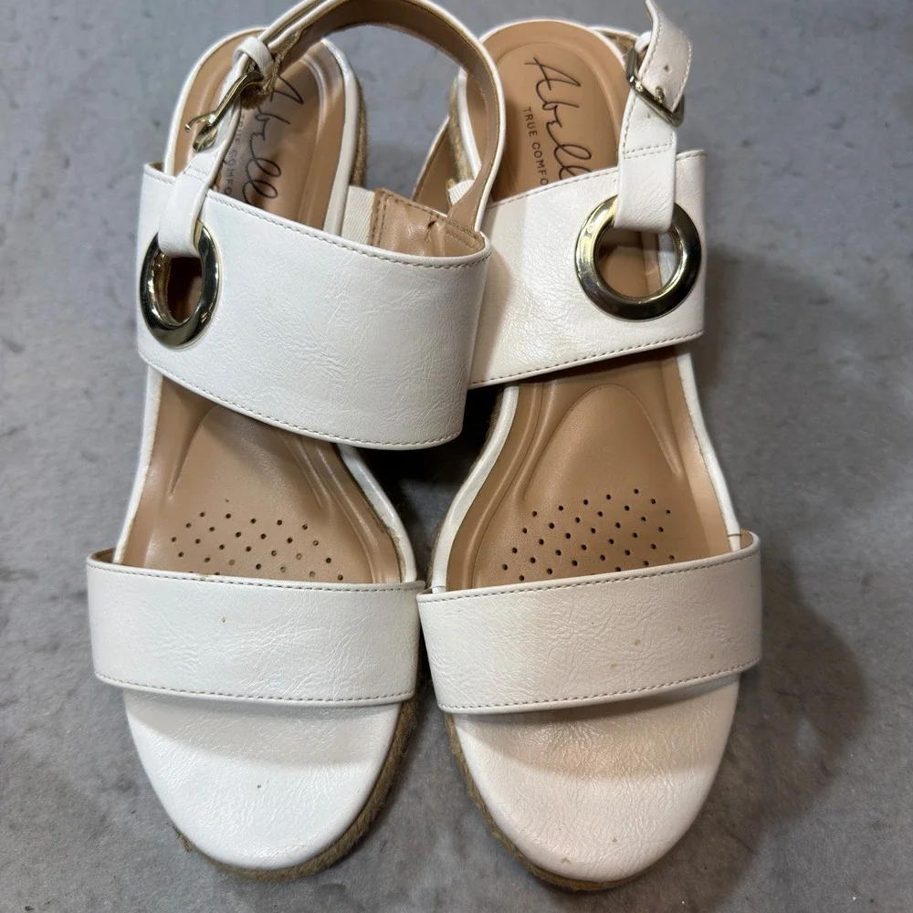 Abella Wedge Sandals Womens 10 White Espadrille Slingback Gold Ring True Comfort